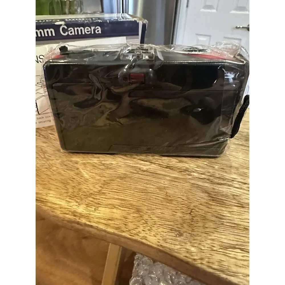 Brand New Vintage 35 MM Reusable Red Camera W/ Strap
